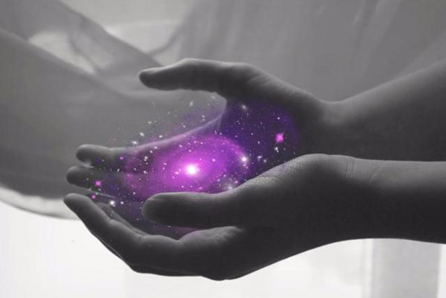 Wheeler. El curriculo son las experiencias planificadas que se ofrecen al alumno bajo la tutela del escuela.