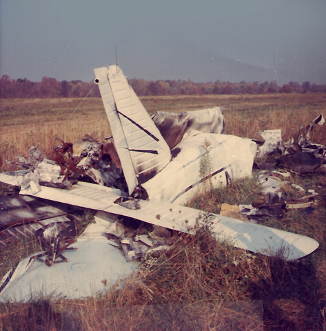 Billy gets into a plane crash