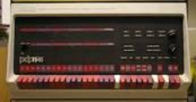 DEC PDP-11/45 ( TERCERA GENERACION CIRCUITOS INTEGRADOS)