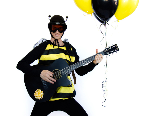 Delivery of 1st singing telegram