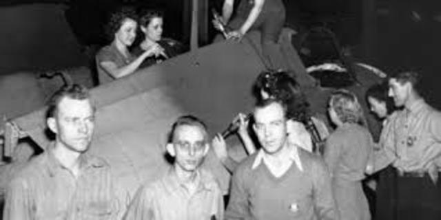 First Evansville P-47 is flown, the Hoosier Spirit