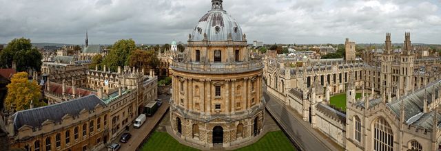 Oxford University established