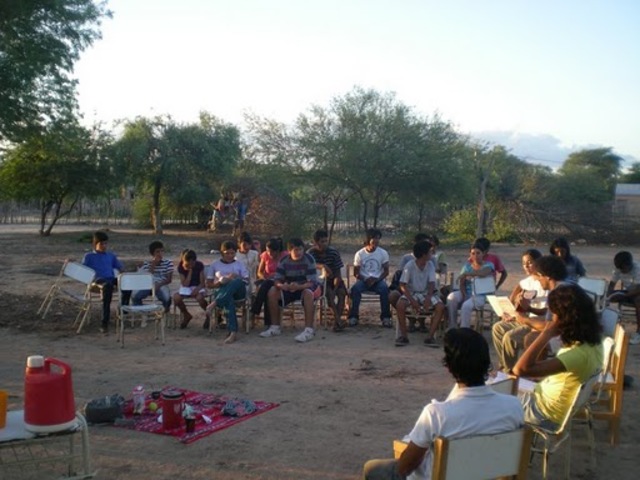 UJOVENES UNIVERSITARIOS SE DESPAZAN A  ZONAS VULNERABLES