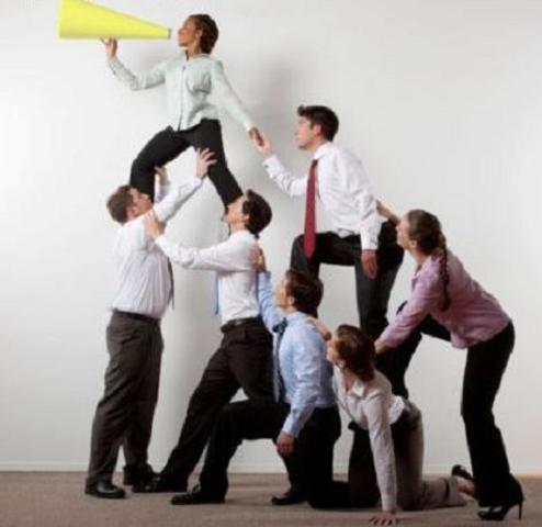 Creación primera empresa española.