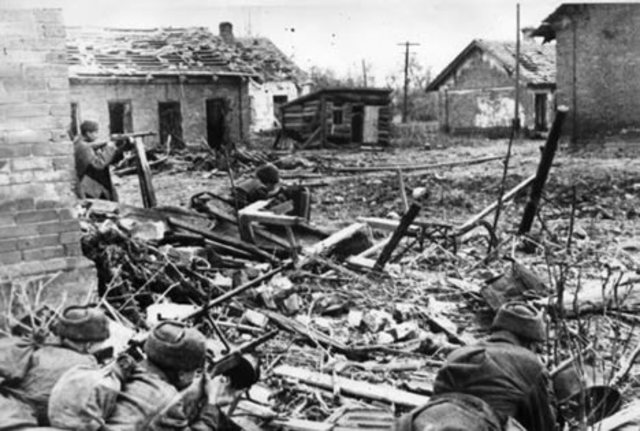 CONTRAOFENSIVA RUSA: COMIENZO