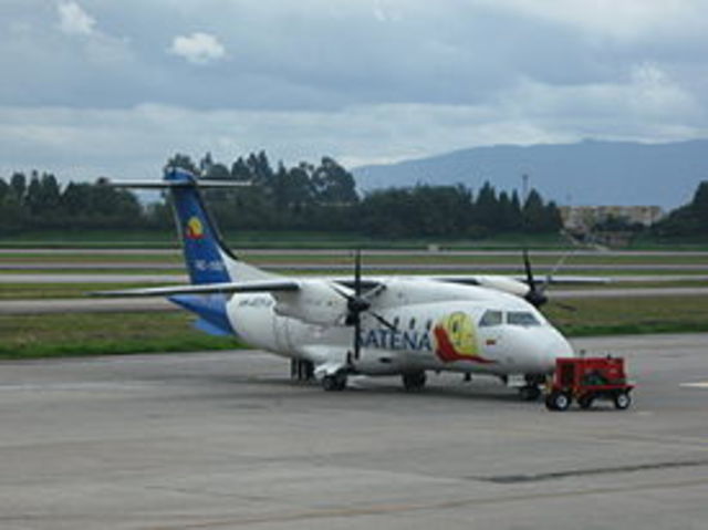 Bajo el decreto 940 se creó la aerolínea de Servicio Aéreo a los Territorios Nacionales, SATENA, servicio especial aéreo que cubriría las regiones subdesarrolladas del país.