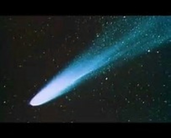 Edmond Halley observes a comet