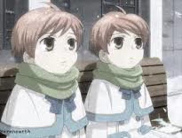 She starts modeling with the Hitachiins.