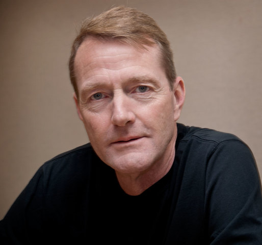 LEE CHILD