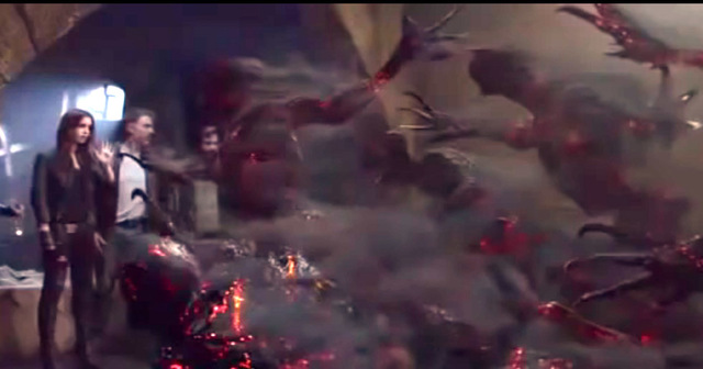 With the help of Wolfman they recuperate the cup but discover more things of the past of Clary and Jace that no one knows…