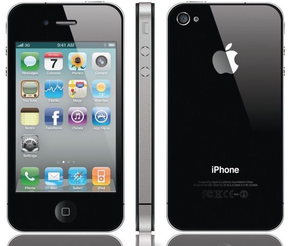 Apple Introduces iPhone 4