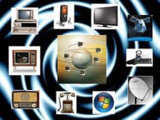 Comienza a operar el primer sistema transcontinental de microondas, entre Nueva York y San Francisco.