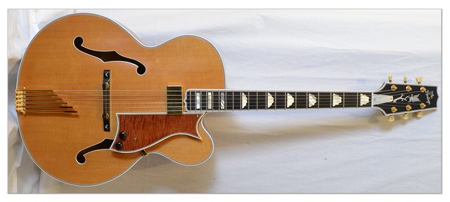 Paul Reed Smith builds the golden eagle guitar