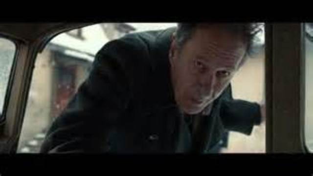 Liesel trifft ihren neuen Eltern