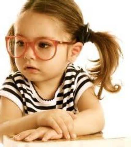 Molly goes to preschool (Initiative vs Guilt)