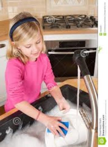 Ayudé lavar los platos por primera vez en dos mil once.