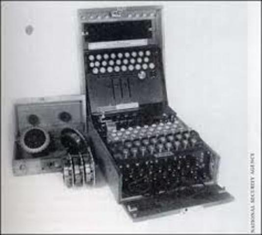 primera máquina electrónica computable.