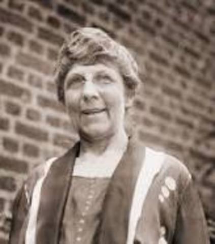 Florence Harding was born in August 15, 1860