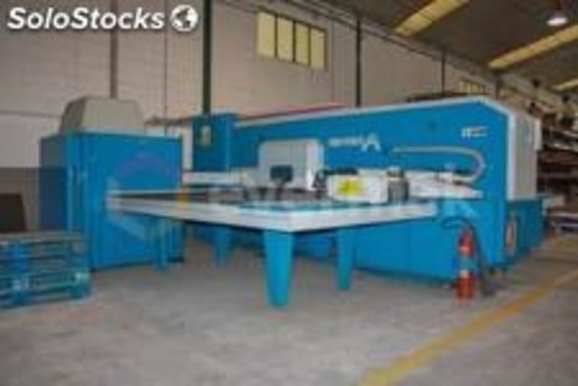 Punzonadora de torreta cnc finn power - a5-20 sb (año 2000)