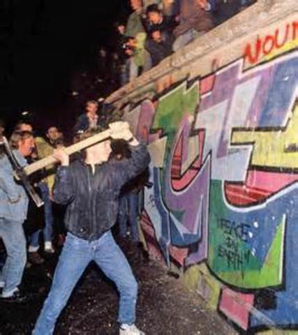 Berliner Mauer fällt