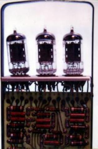 Primera generación (1951 - 1958)