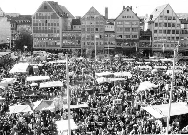 Gallusmarkt auf dem Münsterplatz