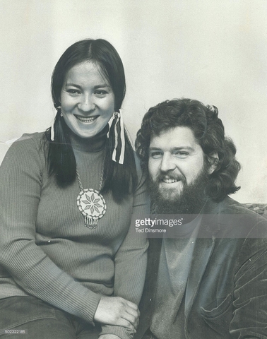 Aboriginal women are granted the right to marry off of reserves.