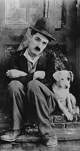 HDA charlot et le parapluie avec Charlie Charplin