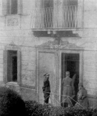 Austria-Hungary surrenders to the Allies