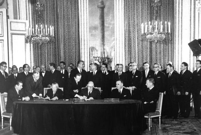 Elysee Agreement Signed