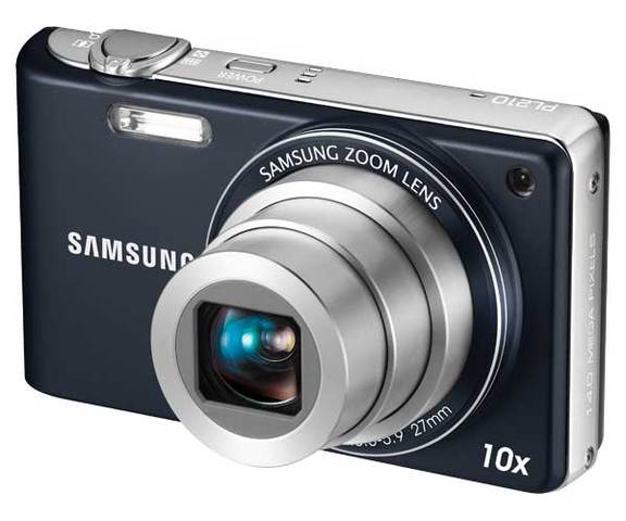 DIGITAL CAMERA