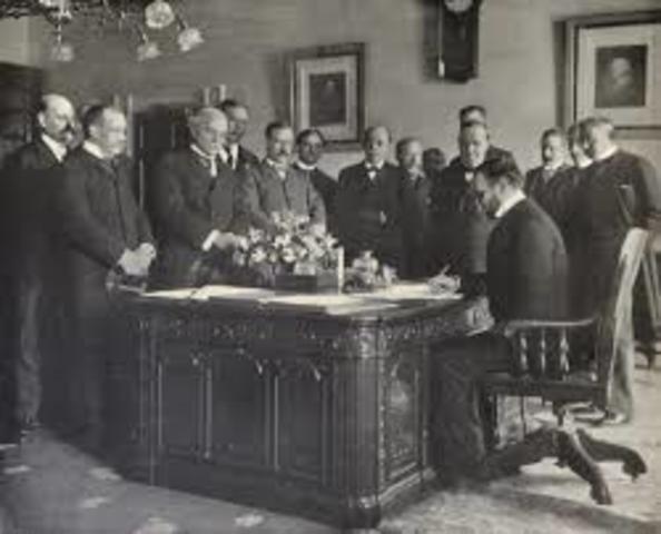 Treaty of Paris signed