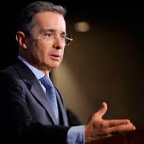 Llegada del presidente Álvaro Uribe Vélez