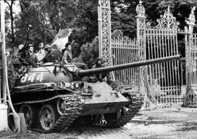 South Vietnam falls to Communist forces