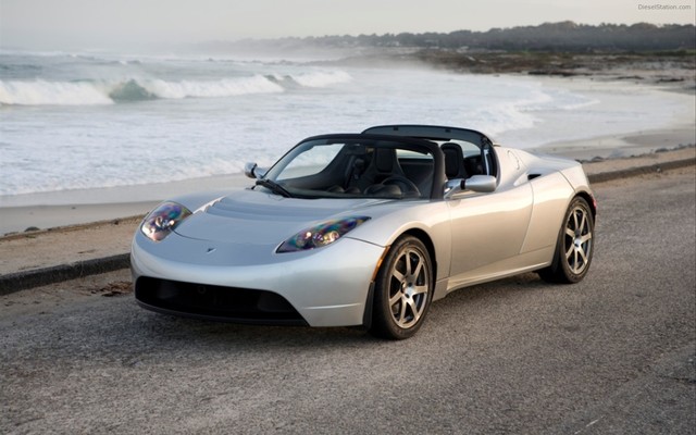 Tesla Roadster 100