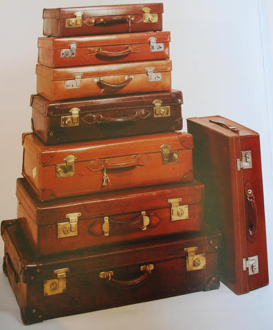 Nathan refuses to carry any physical luggage