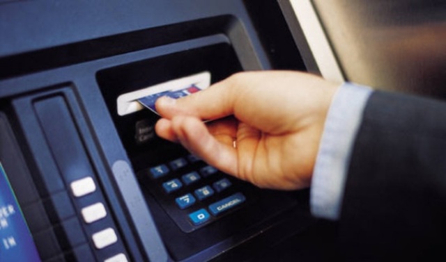 Los viajeros pueden abrir cuentas bancarias en Cuba para realizar las transacciones durante su estancia