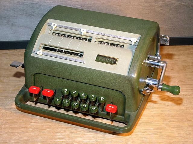 Surgen las calculadoras electronicas