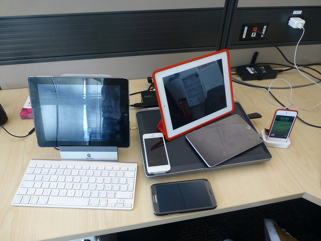 UNION ENTRE EL CELULAR Y EL COMPUTADOR