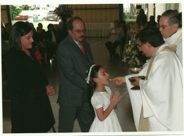 MI PRIMERA COMUNIÓN