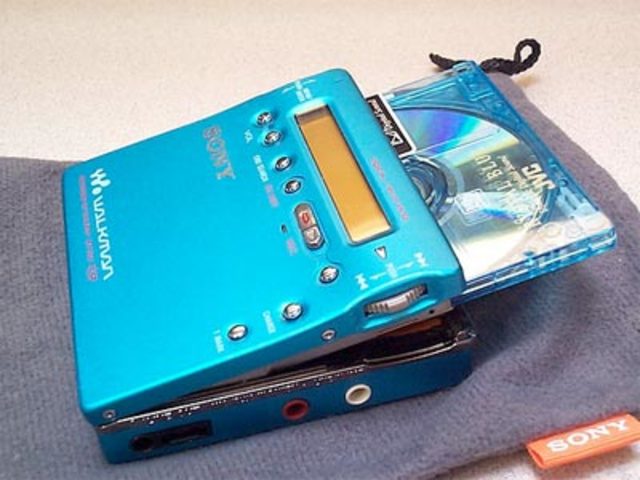 minidisc y grabadora de cassette