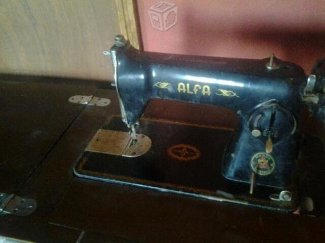 1890 - 1900 El comienzo: máquinas de coser