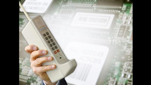 First Cellphone / Motorola DYnaTAC 8000x