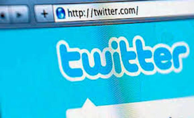 Se  lanza twitter