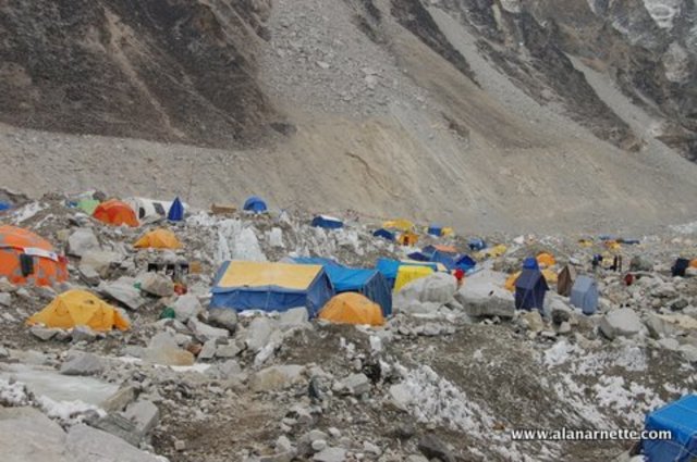 Reached its lobuje 16,200ft