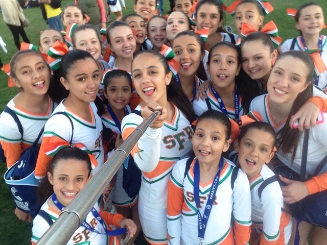 Viaje con el equipo de cheers