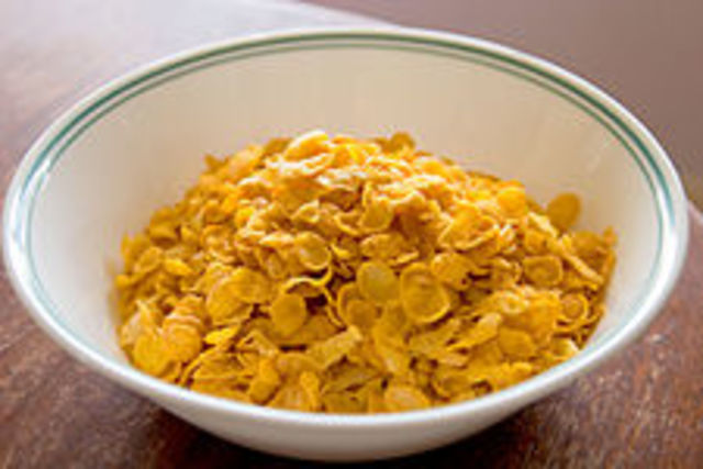William Kellogg invents cornflakes