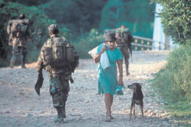 Fracaso negosiación Política con grupos militares (2005-2012)