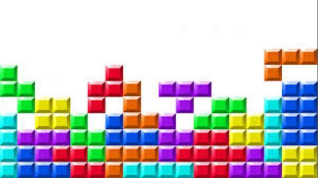 El ruso Alexey Pazhitnov crea el juego Tetris.