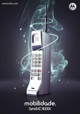 Primer teléfono celular: Motorola DynaTAC